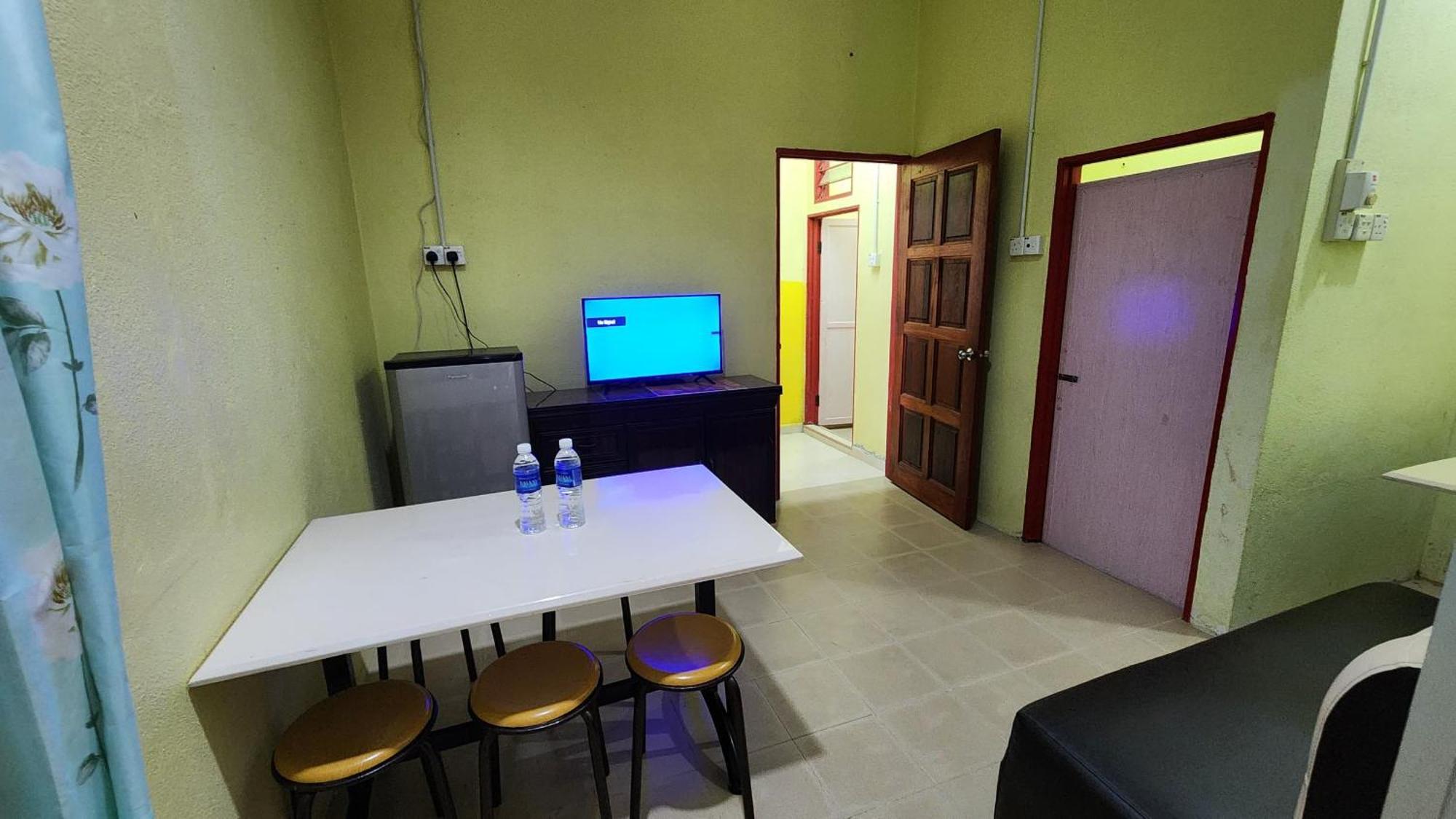 Lagenda Resthouse Cenang Beach Pantai Cenang  Exterior photo