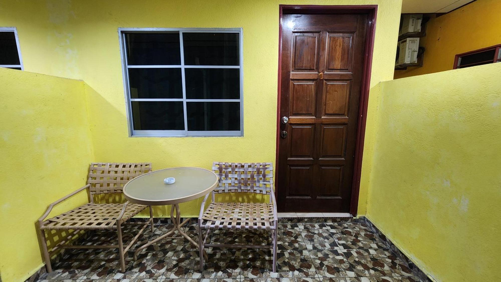 Lagenda Resthouse Cenang Beach Pantai Cenang  Exterior photo